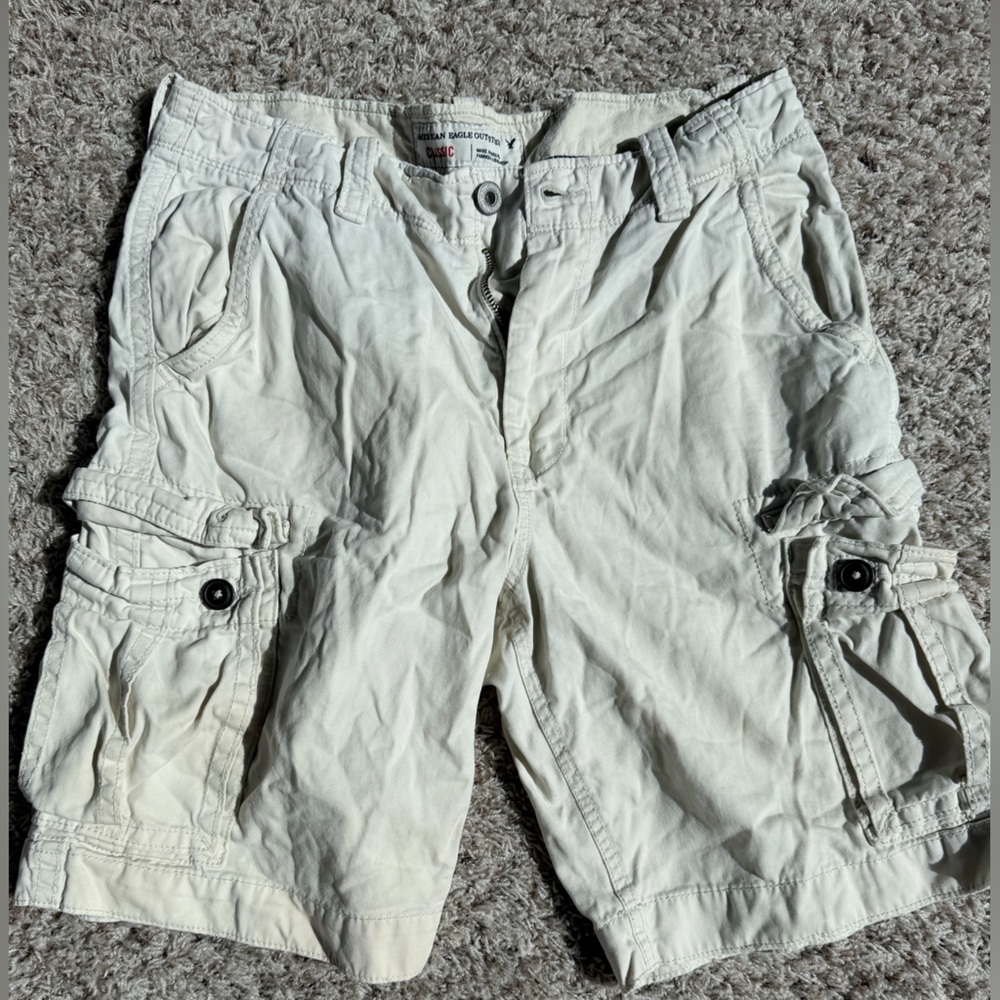 American Eagle Outfitters Light Tan Cargo Shorts